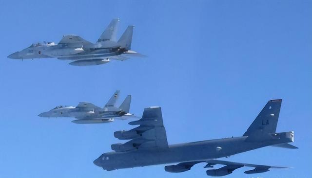 12架日战机携48枚导弹直扑辽宁舰？高市早苗贼心不死，中方需警惕