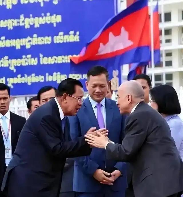 特朗普不许中国参加会议，不到24小时，中马两军决定一致对外