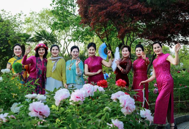 国色天香 旗韵芳华——牡丹园赏花雅集