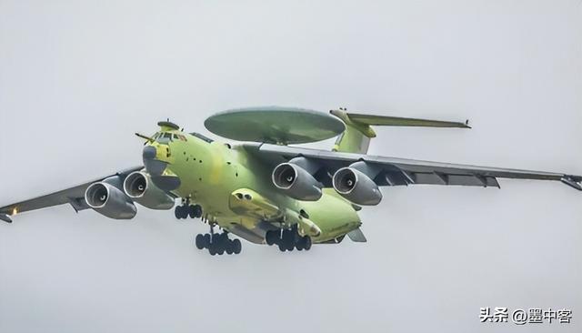 大爆冷！乌军无人机越境，俄预警机被炸毁	，两款绝密飞机成废铁