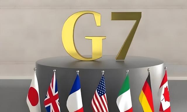 中美吉隆坡刚谈妥，美国又变脸，美财长通告全球，将继续针对中国