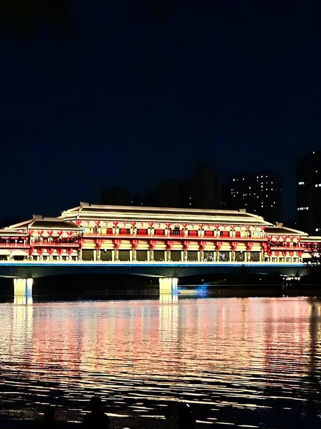 咸阳十二时辰 不逛帝陵也上头！这座老陕烟火的城，比西安更懂生活
