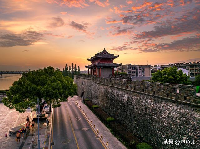 襄阳古城为何要“赶人”？真相来了！三年后它会让你的体验感爆棚