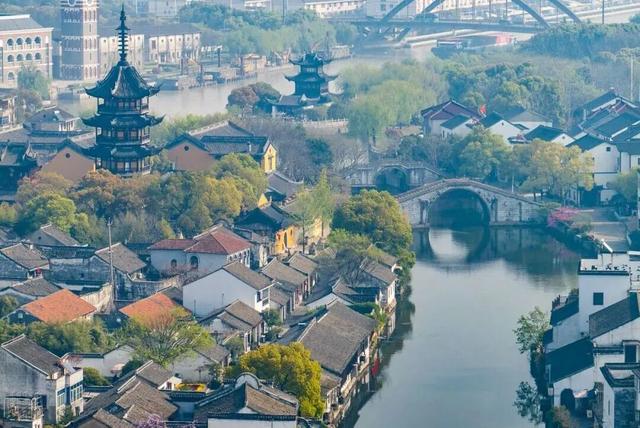 寻找江南的松弛感？这4座小众古镇，藏着秋天最闲适的慢时光。
