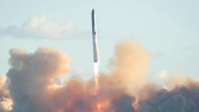 从爆炸到可控溅落：星舰迈进一步，马斯克离火星梦近了？