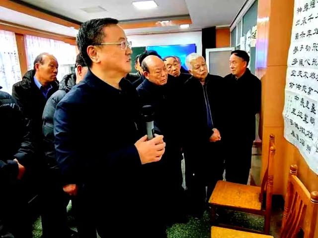 专家讲述济宁石刻 书友弘扬文化传承