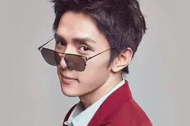李佳琦是谁图片