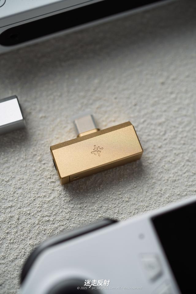 「迷走反射 . Du物秀」飞傲 雪漫天Tiny迷你解码耳放开箱图赏