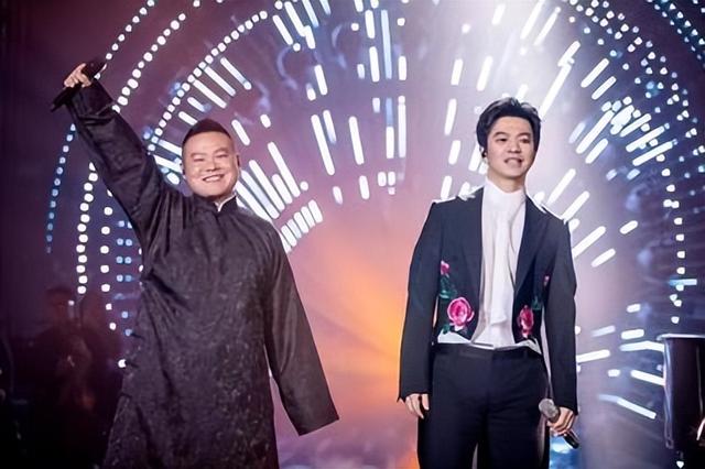 岳云鹏演唱会和他的伴舞相爱相杀