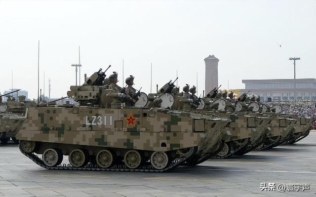 从93阅兵到福建舰，中国军力崛起下，美国为何主动寻求与华沟通？