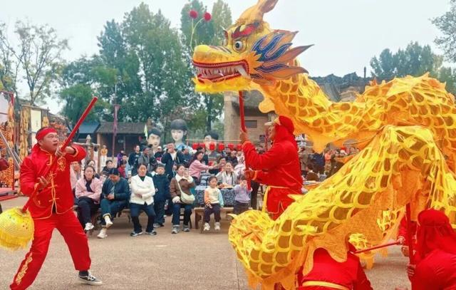白鹿暖阳 原上慢享 白鹿原影视城首届冬日休闲季 将于11月27日暖心启动~