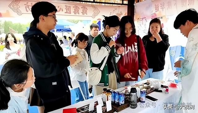 国庆假期洪洞大槐树景区“热力”十足文化盛宴引爆寻根热潮