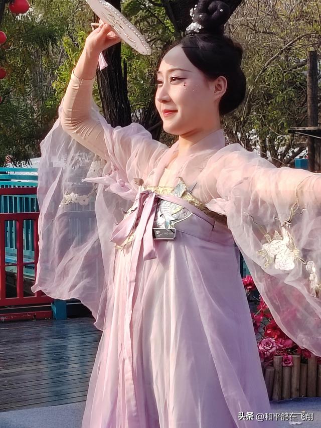 开封万岁山武侠城之约