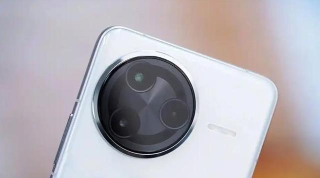 跌到2899元！红米K80Pro还能不能入手？千元跳水16+512GB配置真香