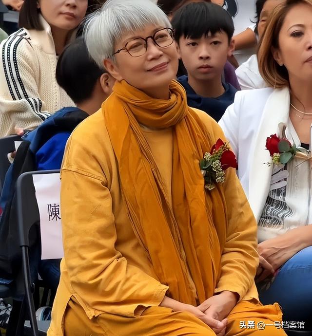 一路走好！杨振宁因病离世，享年103岁，送走大S后的又一损失