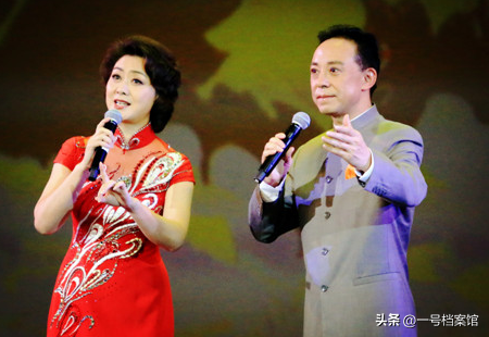 至今未婚未育，身边却有男人陪了近27年！59岁的她才是真人间清醒
