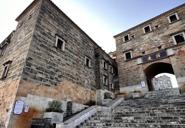 被红河州遗忘的明珠！红河县藏着马帮传奇，暖冬旅居绝了