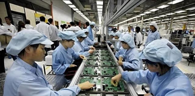 第二个富士康？宣布全线搬迁、近10万工人丢掉饭碗，央媒早有预警