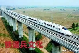 远去的铁道兵军车解放 CA10 作者：铁67团汽车连 徐华贵图片