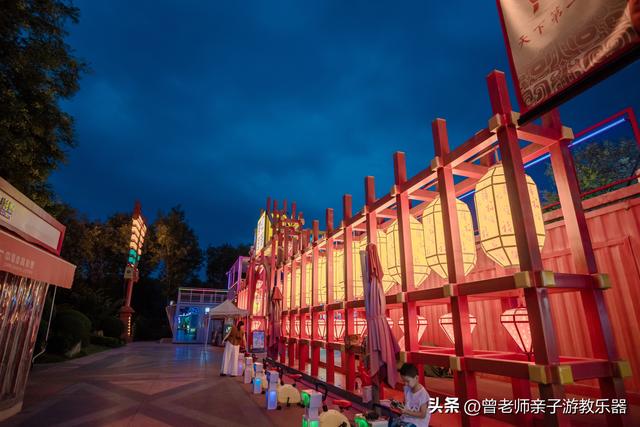 西安2小时，富平中华郡暑假免费水上拓展，灯光秀，感觉还不错
