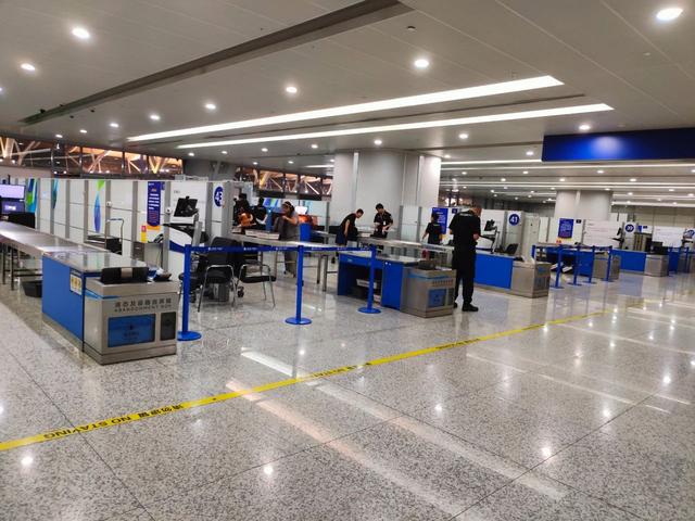 京津沪机场免费过夜攻略：如何不花钱还睡得好