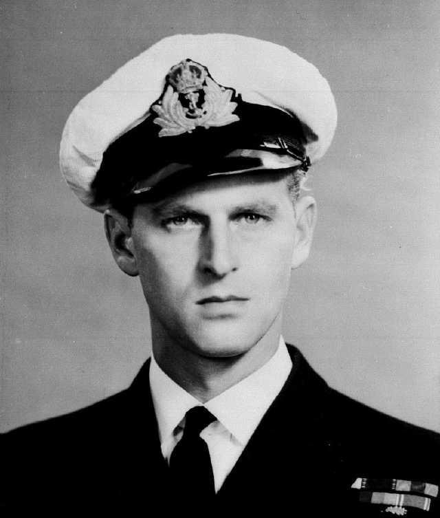 菲利普二世不是在养侏儒，是在搞全球最早的人类基因优化AB测试’