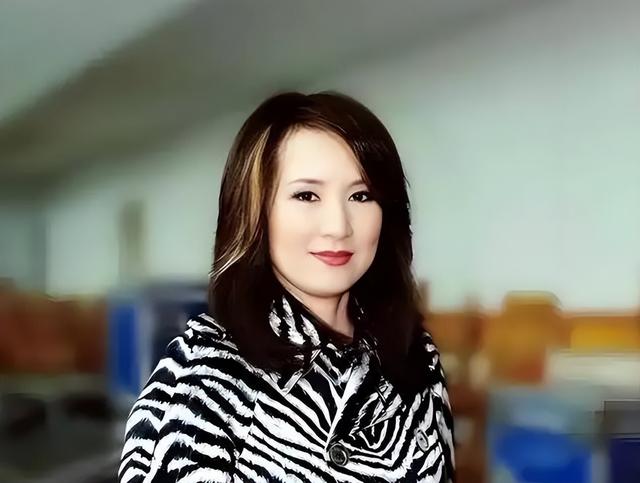 早就不是中国籍的郑绪岚，被老外“玩腻”后回国，现状如何？