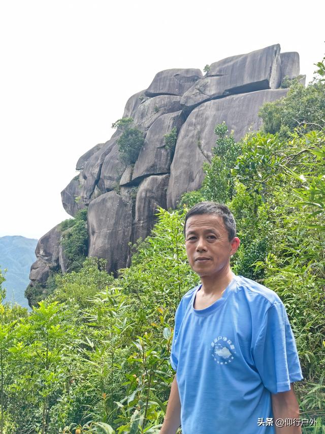 揭西猴面石徒步登山