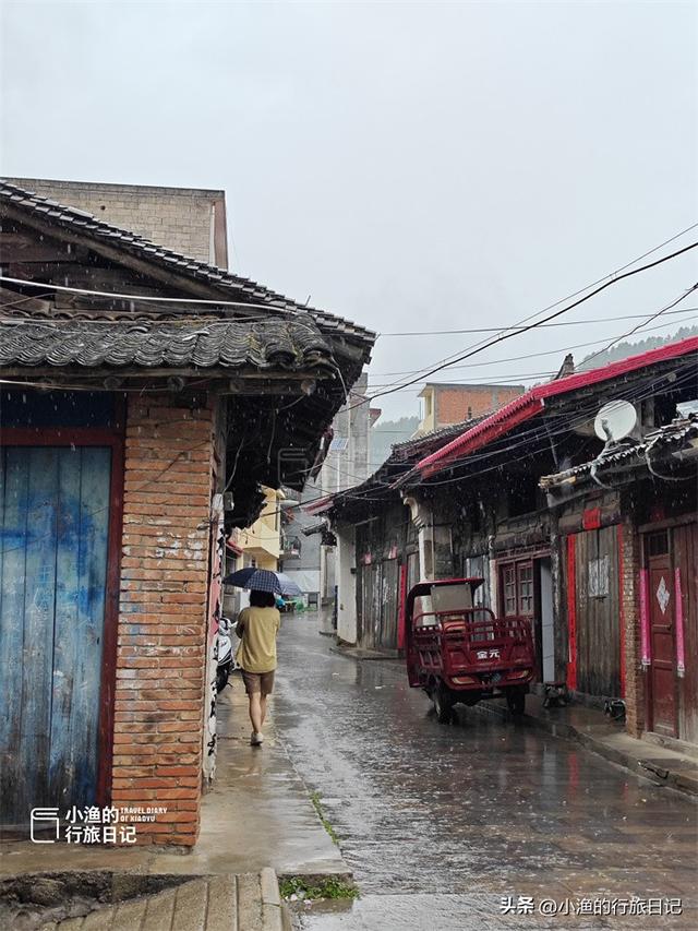 自驾陕南：秦岭6县交界处，藏了座被时光遗忘的古镇！