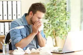 一感冒就吃药和不吃药硬扛，哪个好？这篇终于说清楚了！图片