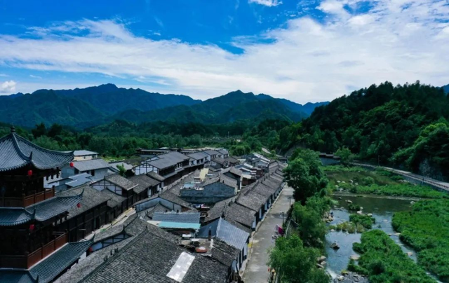 颜值天花板！山色空蒙雨亦奇，汉中最美的雨景在这里→