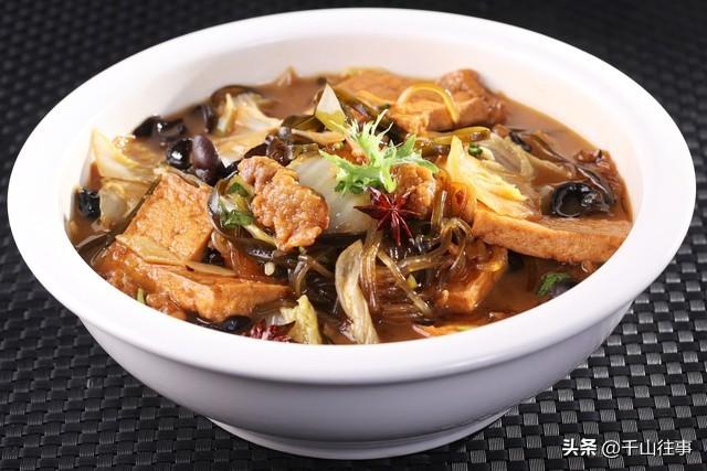 70岁老哥组团骑漠河，2个月后大吐苦水：不是骑行是渡劫！