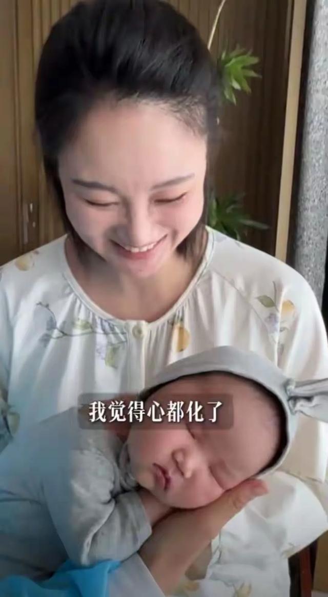 侯梦莎公开备孕历程,试管肚子上全是针眼还长白发,毛毅抱着她哭