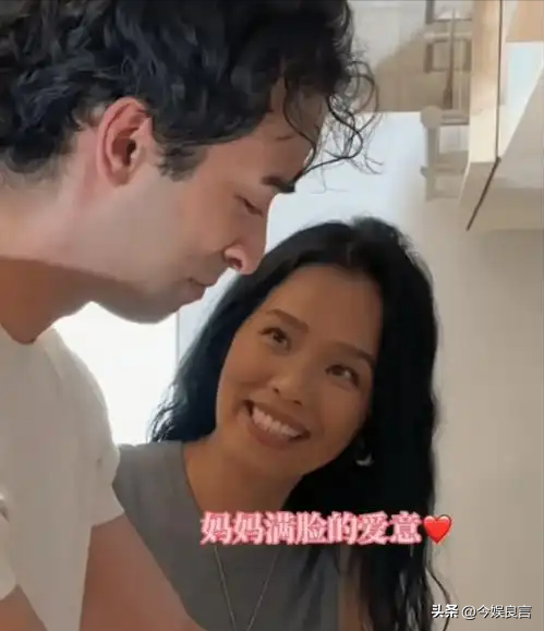 62岁韦唯现状：脊柱断裂已恢复，前夫已死，三个混血儿子回国相伴