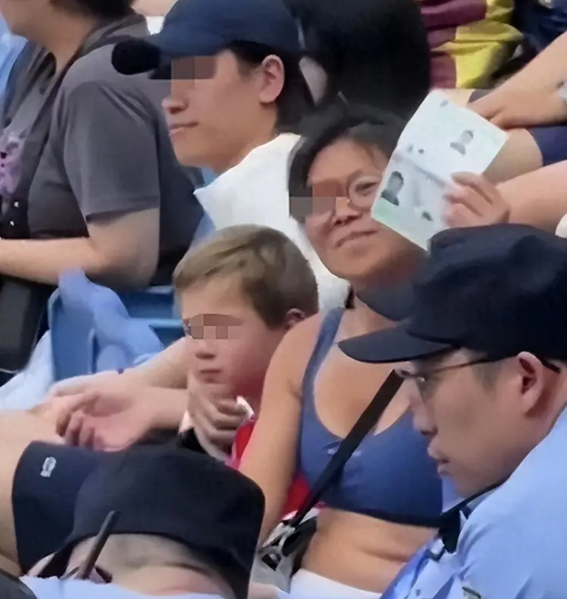 越扒越有！上海闹事网球姐生活奢靡，前男友也不一般，邻居曝更多