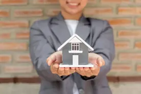 中介卖一套房赚多少？揭秘佣金背后的暴利与猫腻图片