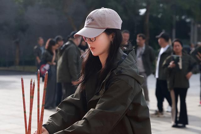 官媒亲宣，欧豪、杨紫同时传来喜讯，网友恭喜：终于等到这一天