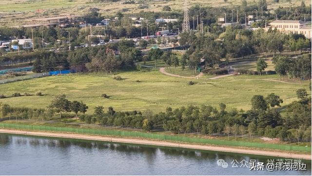 爆料：青岛高新区知名景区，安装围挡了