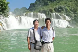 沿边行1: G219国道广西东兴至云南富宁段游记34-雨季的德天瀑布图片