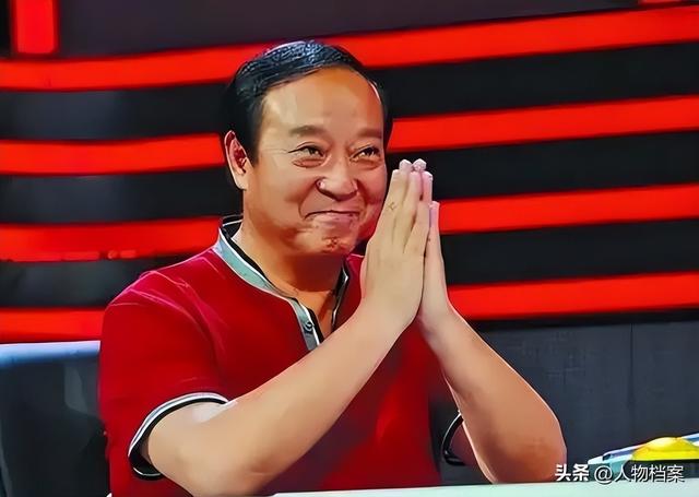 冯巩也没想到，家产尽失的牛群，如今终于找到了晚年的“依靠”