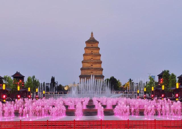 别再乱冲西安！这3个网红地坑哭人，老陕只去巷子里找味