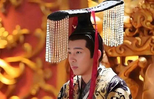 23年换7帝，祖孙三代一个比一个疯，南齐为何成了权力的疯人院？