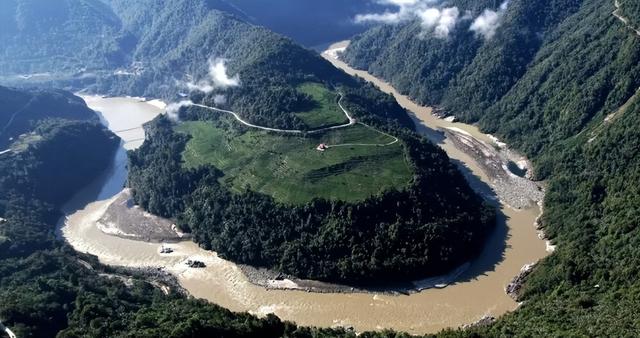 印度只能干瞪眼！中国1.2万亿雅鲁藏布江水电工程开建,影响力多大