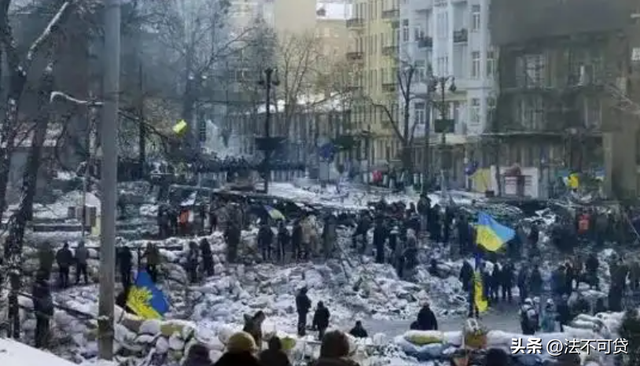 俄罗斯乐坏了，普京几十年都没做到的事	，特朗普上台一年就干成了