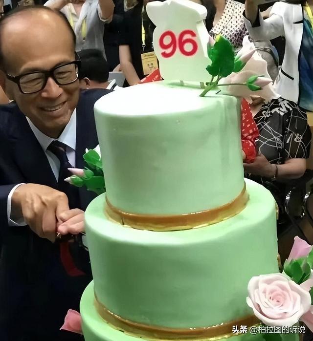 2909亿身家有何用？97岁的李嘉诚无力回天，两个60岁儿子已成心病