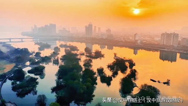 汉中清晨的“流动水墨画”，美成冬日限定仙境！