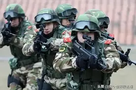 武警属不属于军队？接受的是谁的领导？图片