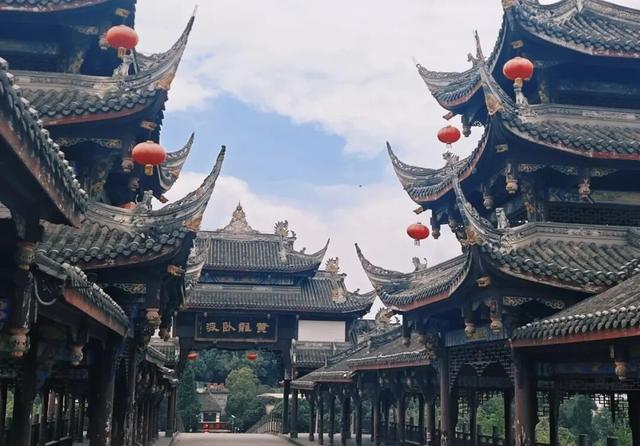 中国评分最高的十大古镇，第1名很难超越！去过一半此生无憾！