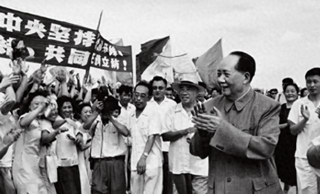 1958年毛主席视察南宁，知晓公安局长的名字后问：你这人正不正？