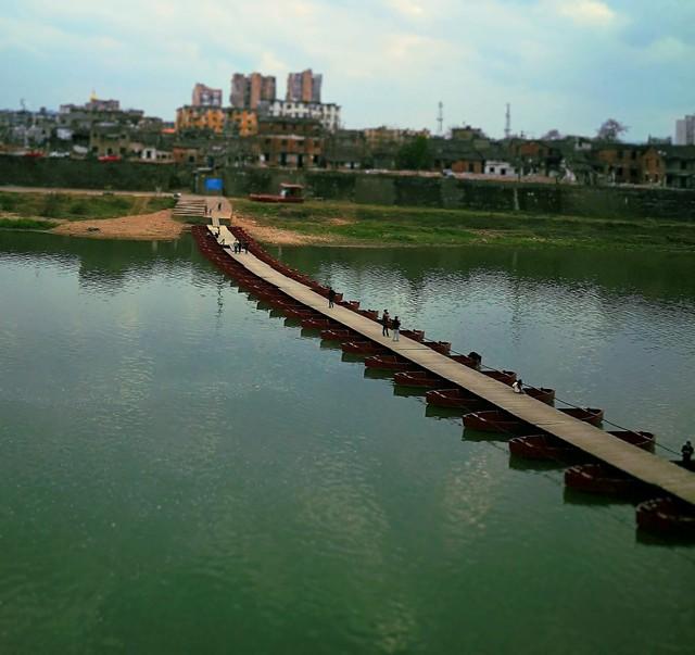 比起婺源和景德镇，我更爱这个千年古镇，人少景美不收门票